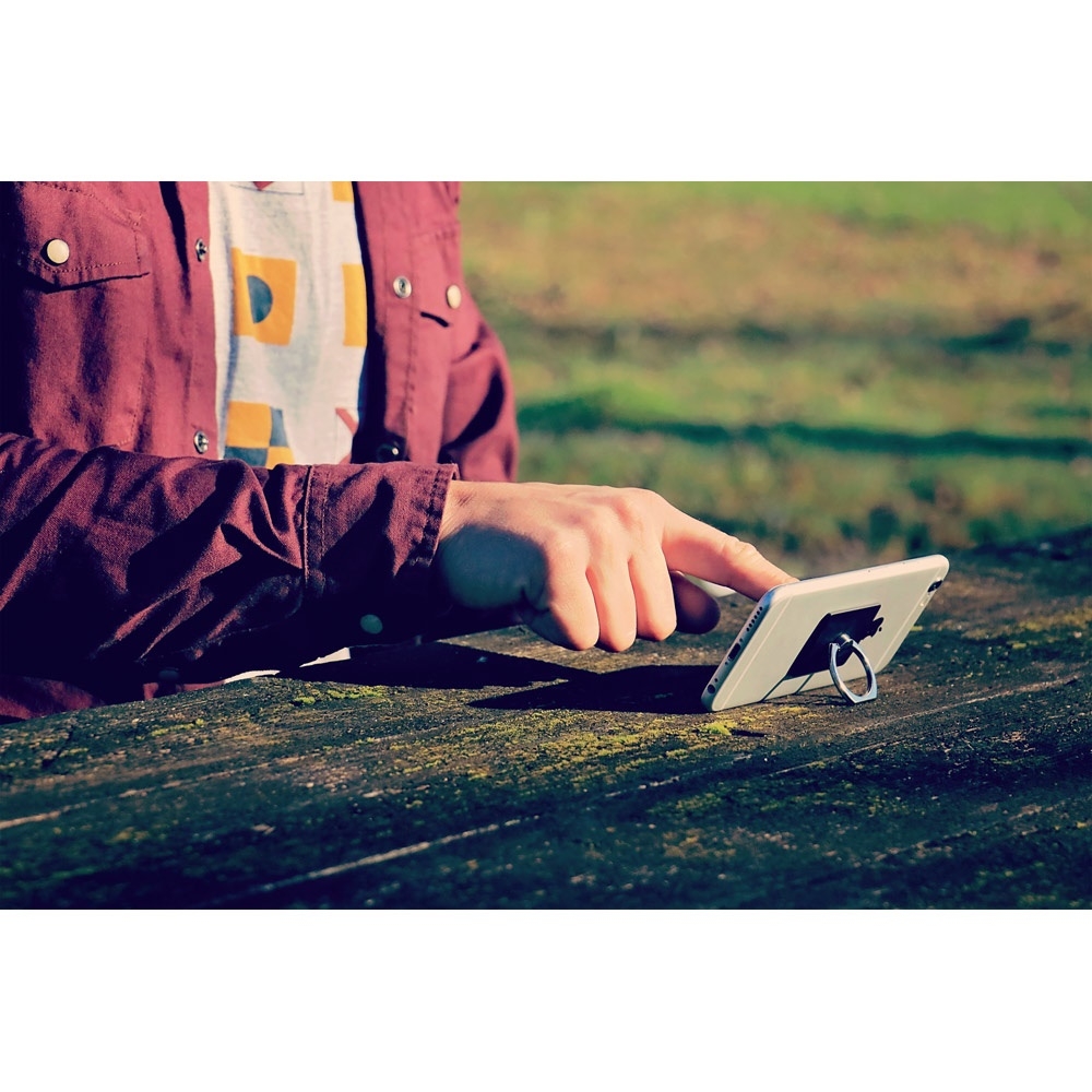 GEORGES. Loop ring support for smartphone