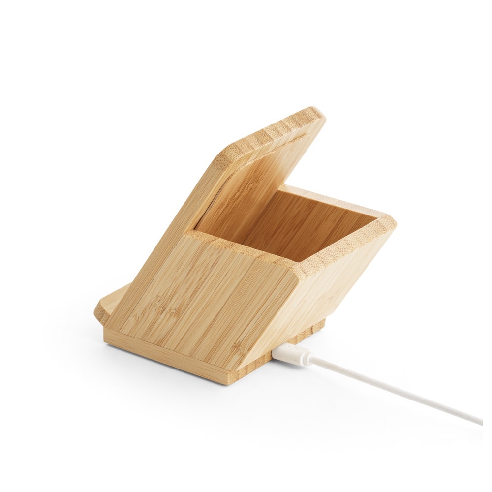 LEAVITT. Wireless charger in bamboo