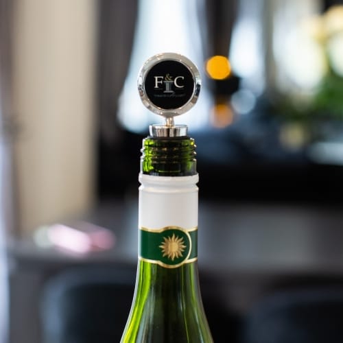 Fine and Country Round Wine Bottle Stopper x10