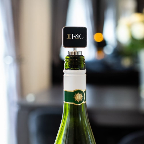 Fine and Country  Wine Bottle Stopper x10 